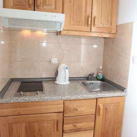 And Mare Apartment Makarska